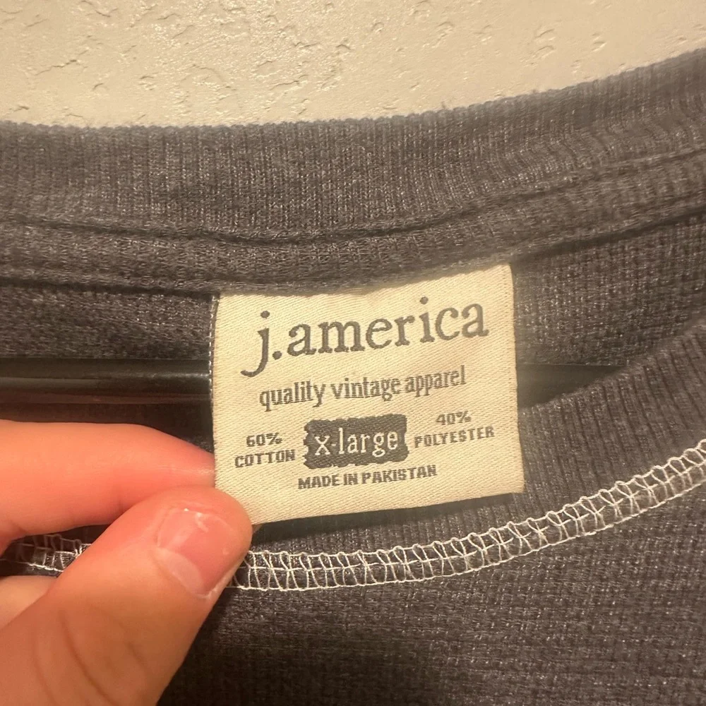 J. America Dark Gray Vintage Apparel - Picture 3 of 4